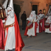 Confrares i tamborers preparant-se abans de partir la Processó. Processó Setmana Santa de Felanitx de 2009