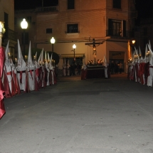 La Confraria amb el Pas del Sant Crist al fons. Processó Setmana Santa de Felanitx de 2010