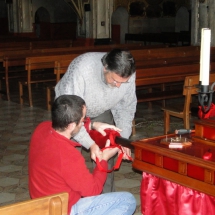 Preparació Setmana Santa. Preparatius del pas de Santa Maria Magdalena. 2010