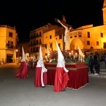 Pas del Sant Crist davant l&#039;Església de Sant Miquel. Processó Setmana Santa de Felanitx de 2014