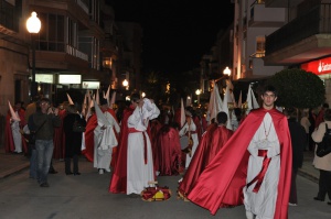 Confrares preparant-se abans de la Processó. Processó Setmana Santa de Felanitx de 2009