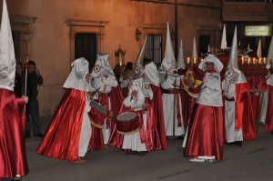 Tamborers de la Confraria abans de la Processó. Processó Setmana Santa de Felanitx de 2009