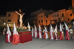 La Confraria amb el Pas del Sant Crist. Processó Setmana Santa de Felanitx de 2010