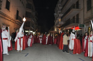 Confrares preparant-se abans de la Processó. Processó Setmana Santa de Felanitx de 2010