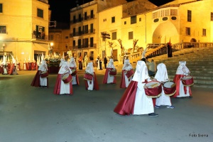 Tamborers a la sortida de la Processó. Processó Setmana Santa de Felanitx de 2014